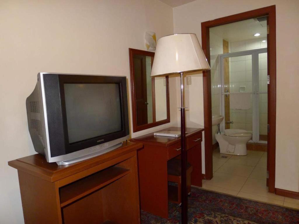 Hotel Cosmopolitan Baguio City Esterno foto