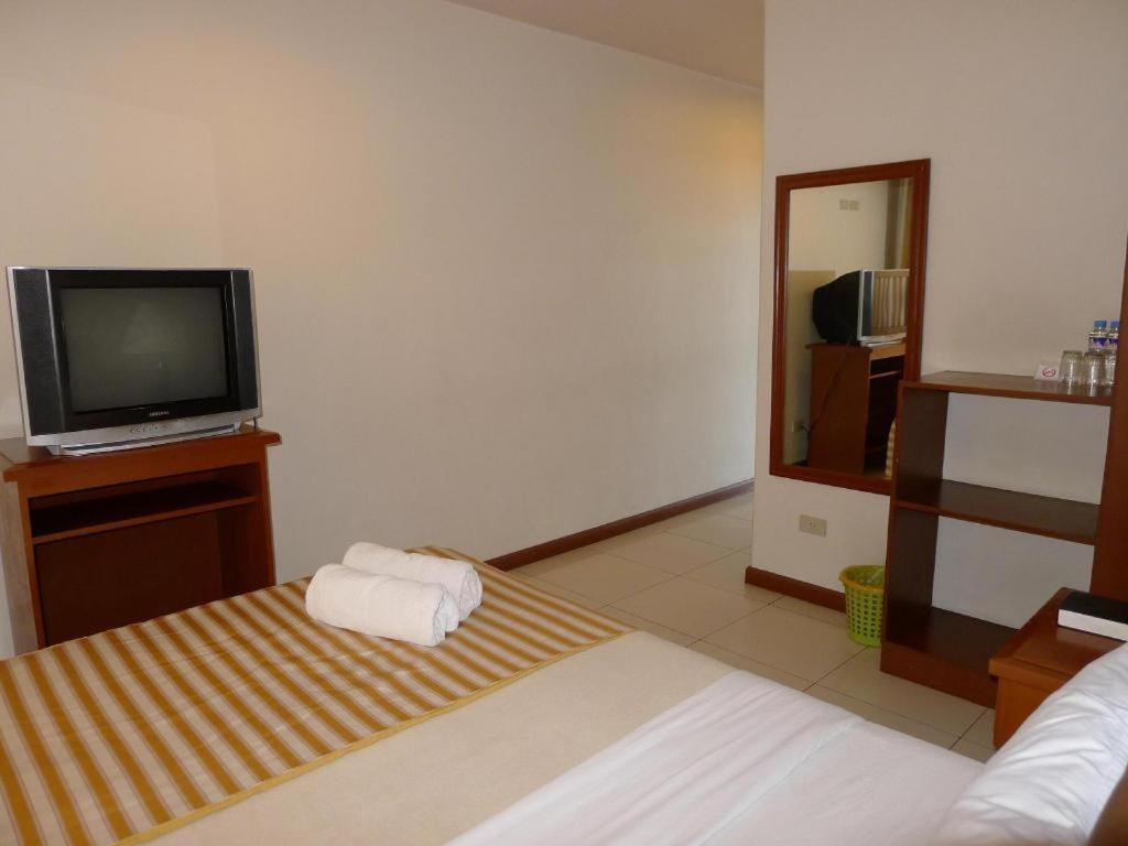 Hotel Cosmopolitan Baguio City Esterno foto